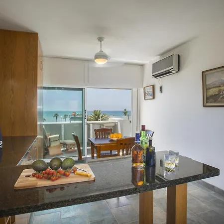 Imagine You And Your Family Renting This Perfect Holiday Minutes From The Beach, Larnaca 1383