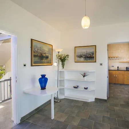 Villa Imagine You And Your Family Renting This Perfect Holiday Minutes From The Beach, Larnaca 1383 Voroklini